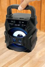 Işıklı Bluetooth Hoparlör Müzik ve Renkli Işık Taşınabiilir - Görsel 2